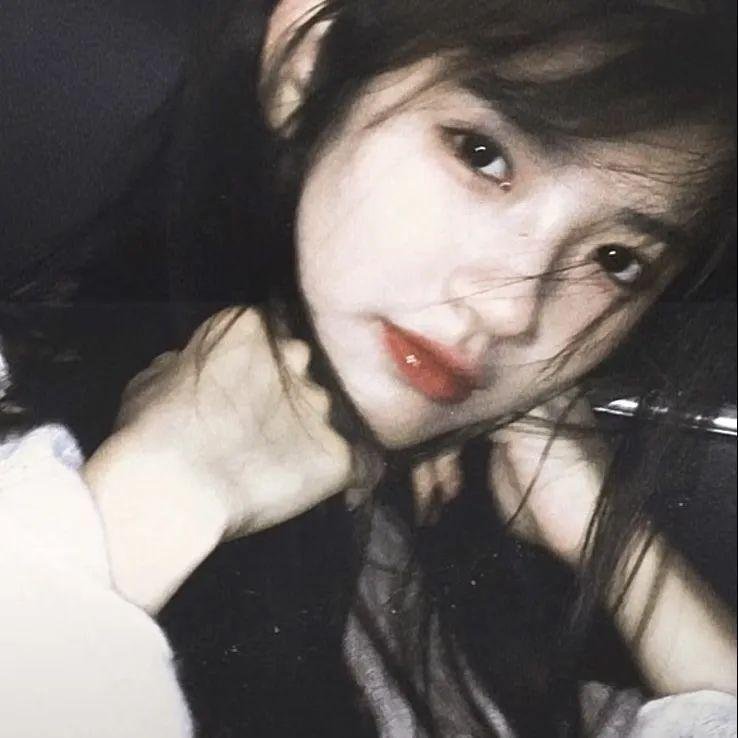 嘲笑的淑女